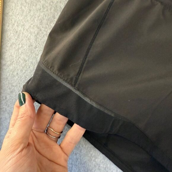 Lululemon Athletica Size 6 Gait Keeper Short 3.5" Black Athletic Workout Sporty - Picture 6 of 9